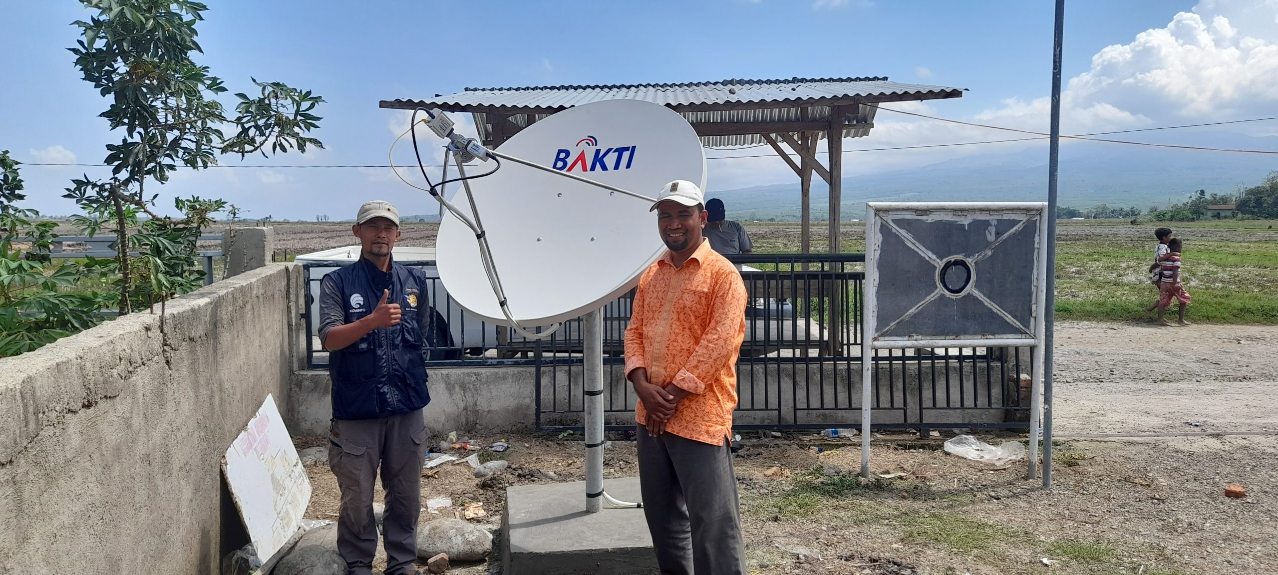 Kantor Desa dan MTs. Jabal Nur Desa Siru Dapat Bantuan Internet Gratis dari Bakti Kominfo
