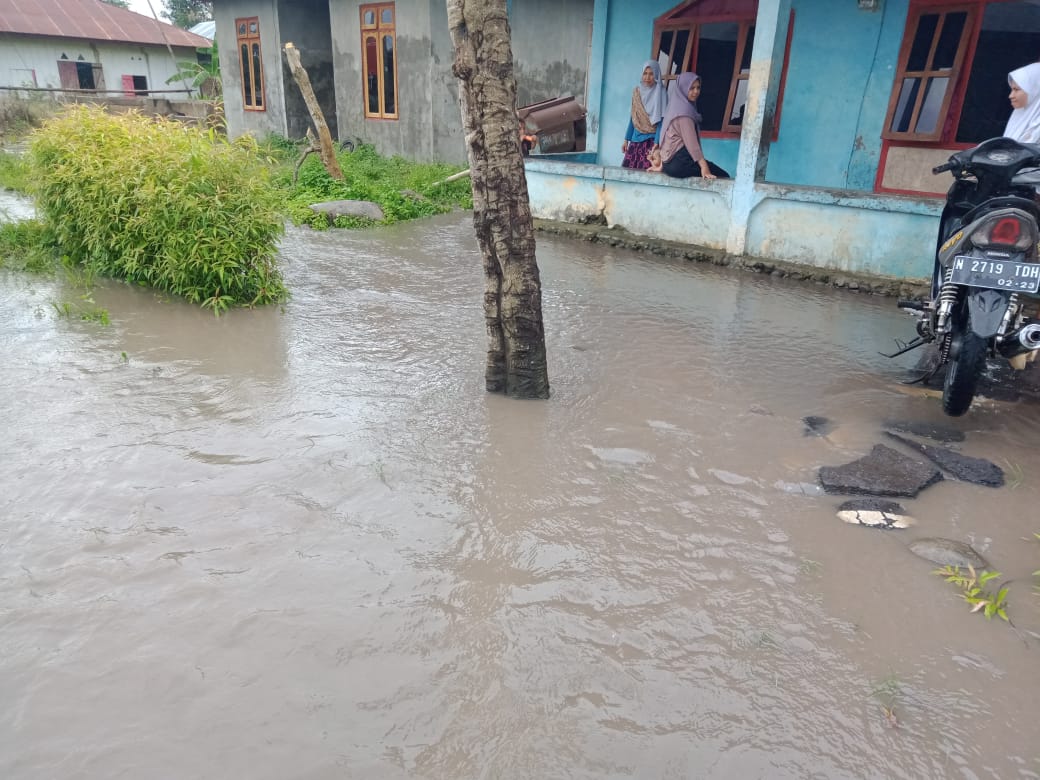 Dusun Ngalor Kalo Desa Siru Terendam Banjir