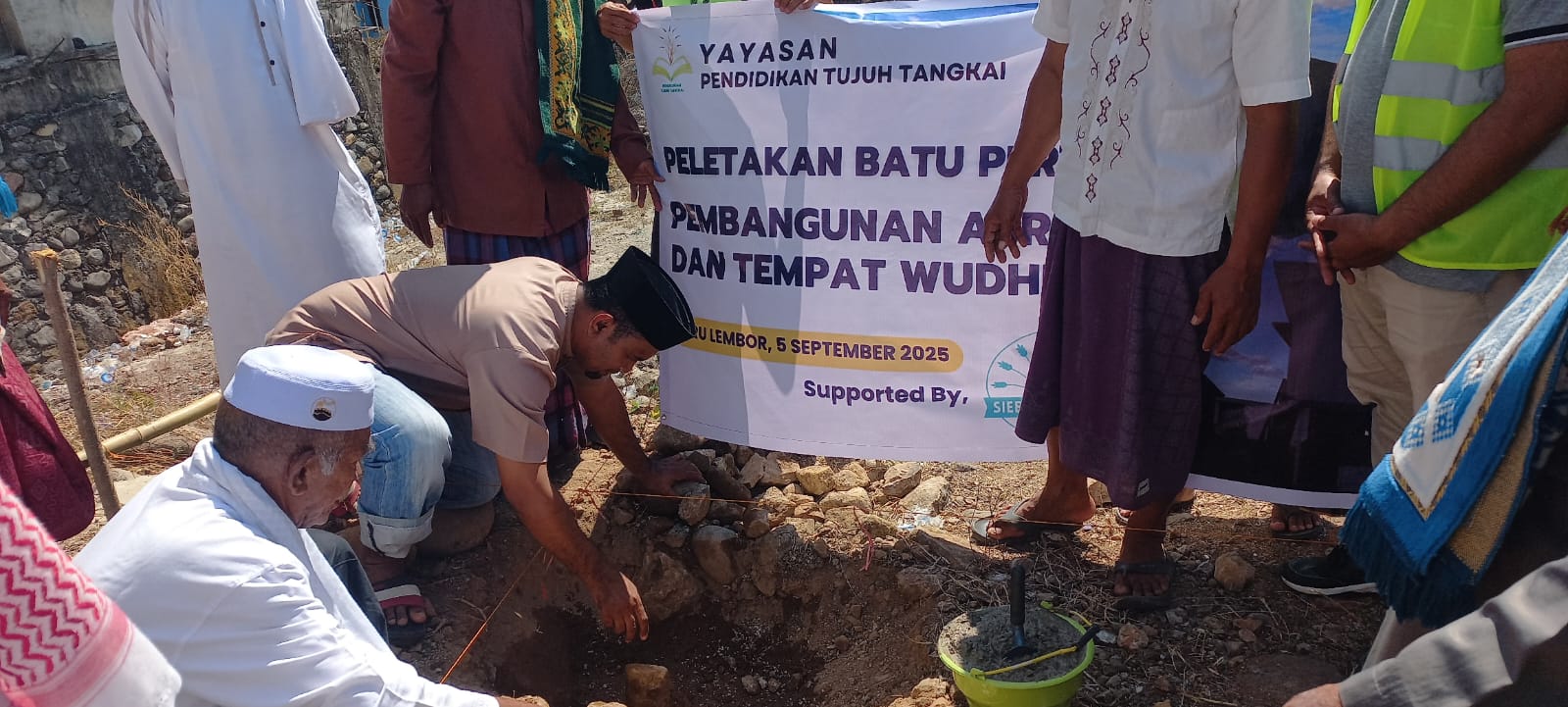 Lembaga Kemanusiaan Sieben Ahren Jerman Bangun Asrama dan Tempat Wudhu di Desa Siru