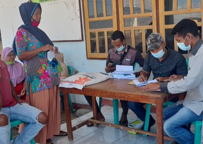 Foto Pembagian Bantuan PPKM