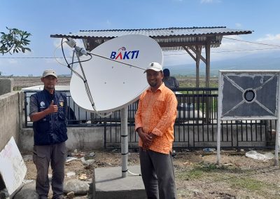 Kantor Desa dan MTs. Jabal Nur Desa Siru Dapat Bantuan Internet Gratis dari Bakti Kominfo