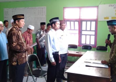 Foto Pelantikan Aprizal Fahri, Kepala Dusun Wongkol Kampas