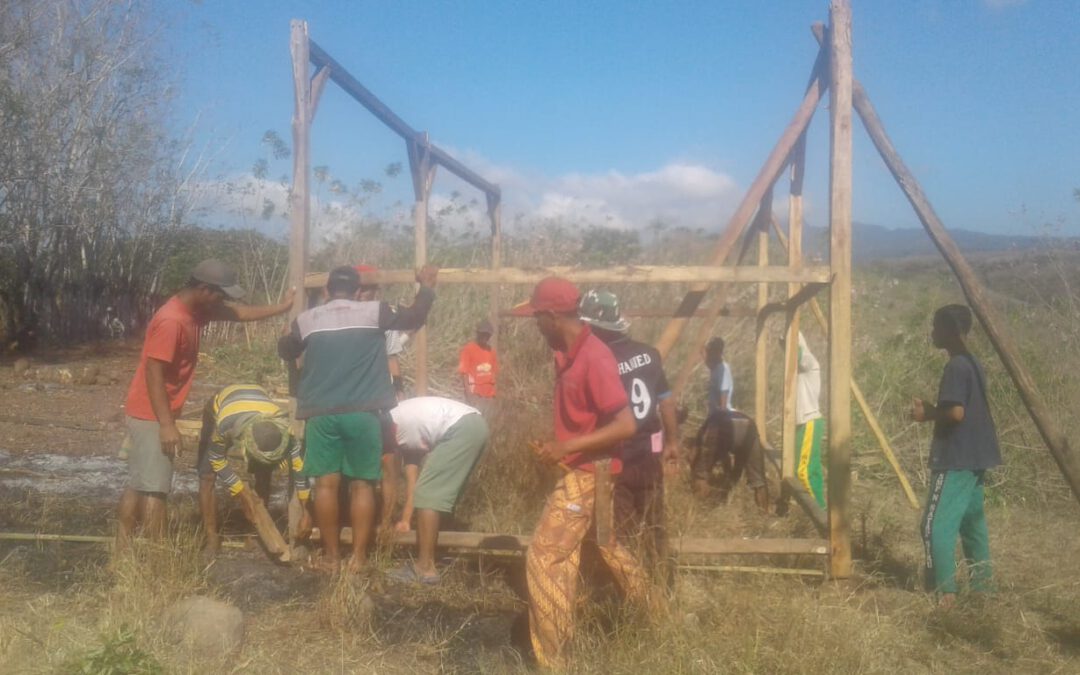 Masyarakat Lita Dusun Pongtopak, Gotong Royong Bangun Rumah Penggilingan  Padi