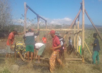 Masyarakat Lita Dusun Pongtopak, Gotong Royong Bangun Rumah Penggilingan  Padi
