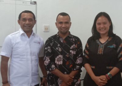 Foto Bersama Usai Presentasi Potensi Wisata Berbasis Pertanian dengan Direktur BOP Lab. Bajo Flore